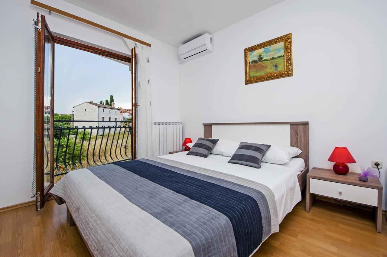 Ladonja Bb Rooms, Family Run Bed & Breakfast Rovinjsko Selo Dış mekan fotoğraf