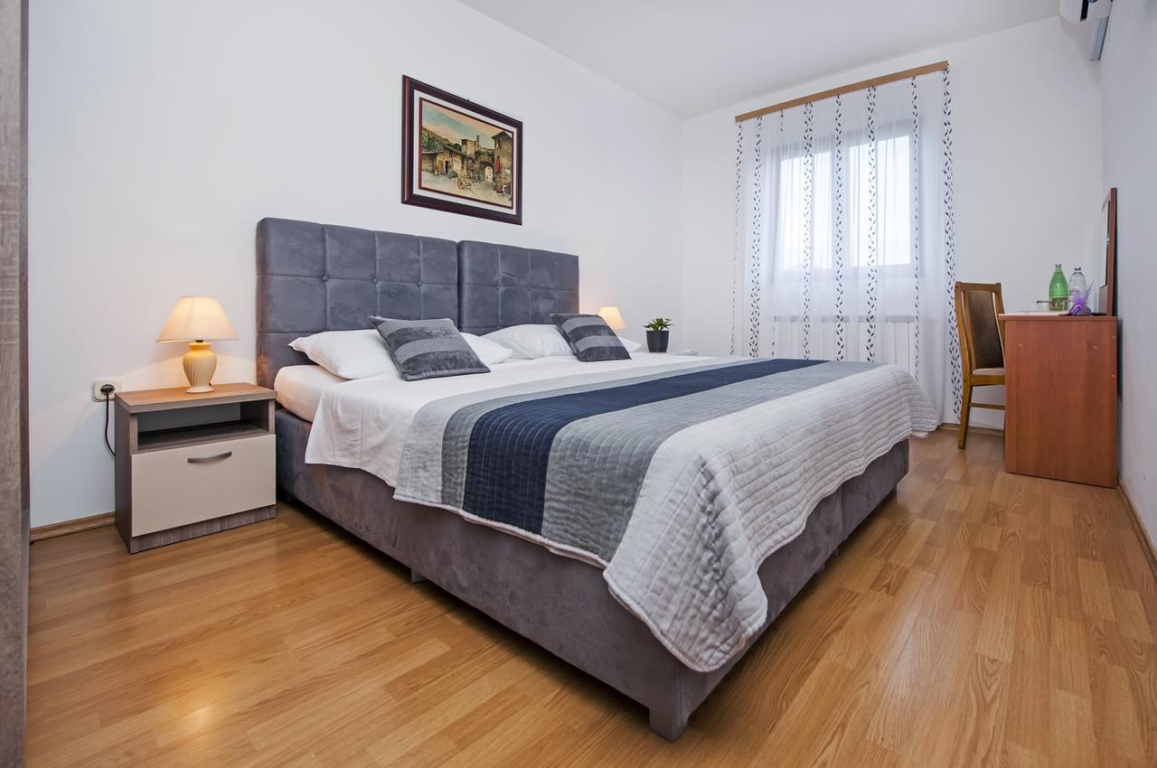 Ladonja Bb Rooms, Family Run Bed & Breakfast Rovinjsko Selo Dış mekan fotoğraf