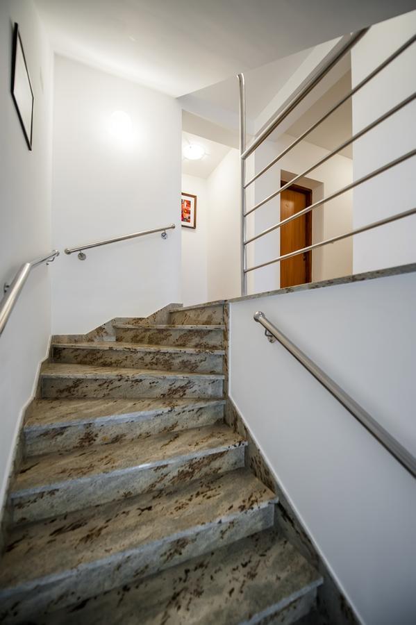 Ladonja Bb Rooms, Family Run Bed & Breakfast Rovinjsko Selo Dış mekan fotoğraf